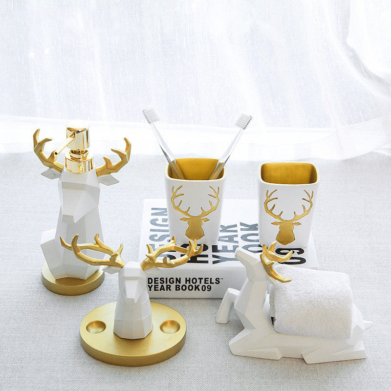 Modern light luxury soft outfit with Nordic practical bathroom furnishings