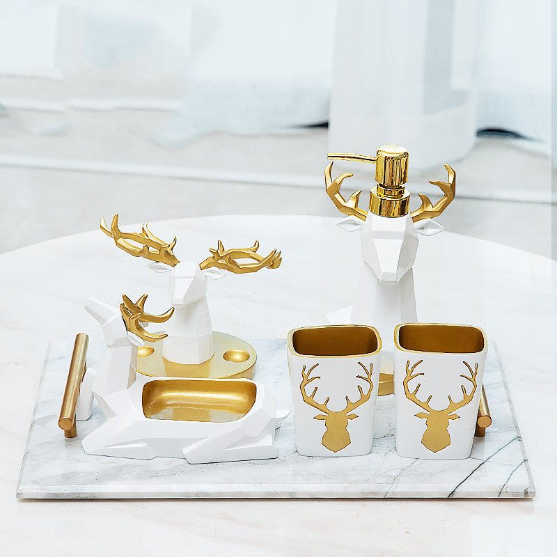 Modern light luxury soft outfit with Nordic practical bathroom furnishings